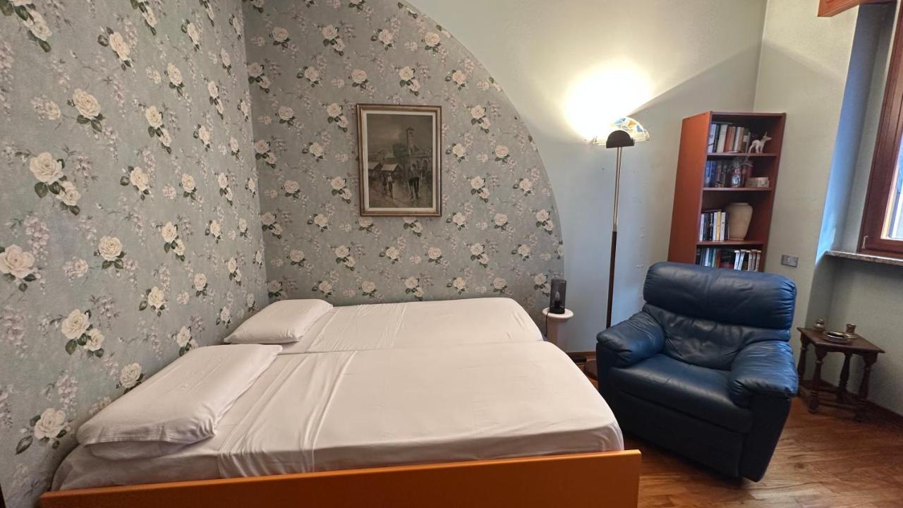 Dehomes - Two Bedrooms, Terrace, Wi-Fi, Tram To Centre & Rho Fiera Milán Exterior foto